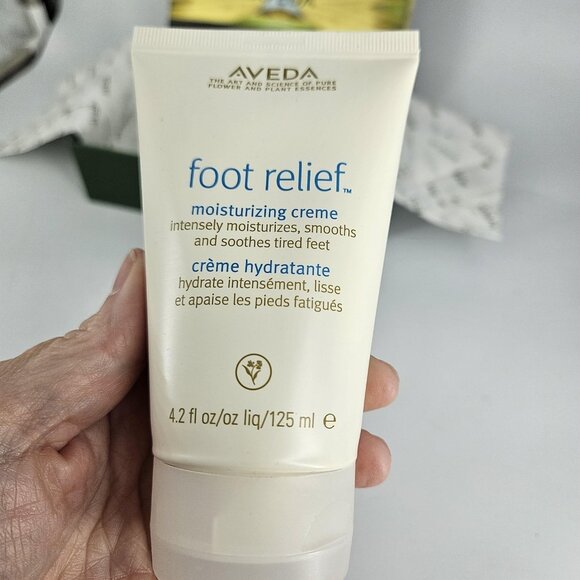 Aveda X Iris Van Herpen Hand Foot Relief 4pc Gift Set Moisturizing Creme - Picture 6 of 15